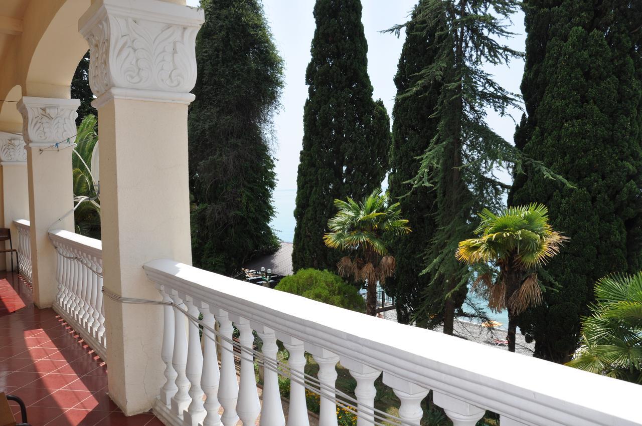 Гагрипш Курортный Комплекс Gagra Exterior foto