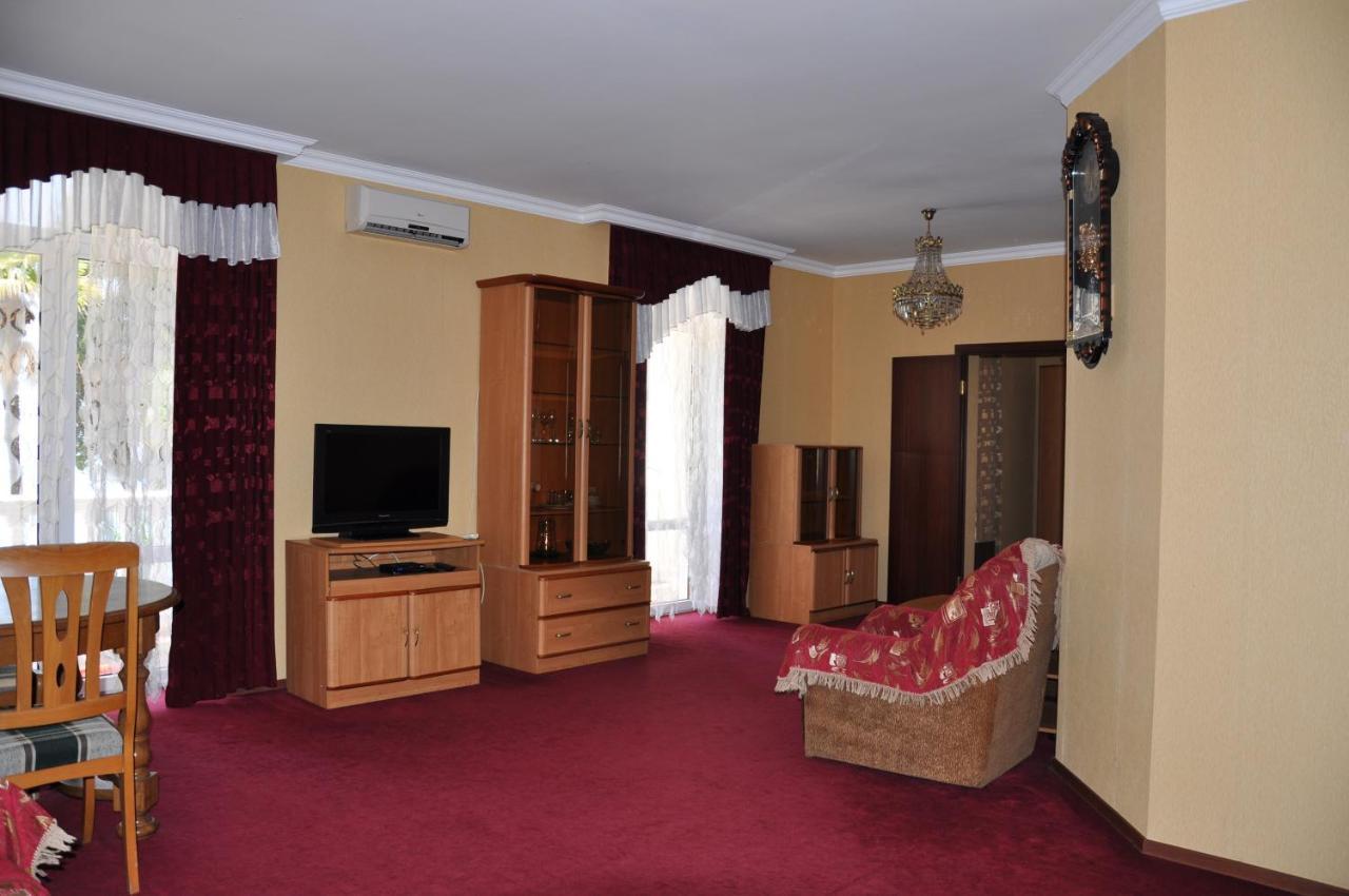 Гагрипш Курортный Комплекс Gagra Exterior foto