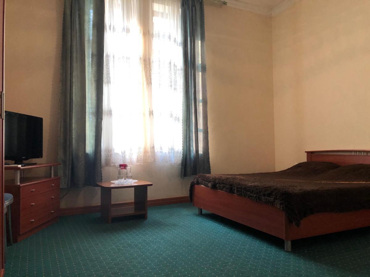 Гагрипш Курортный Комплекс Gagra Exterior foto